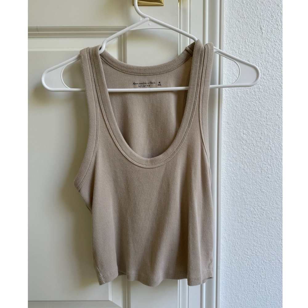 Abercrombie & Fitch Women's Beige Cropped Tank Top